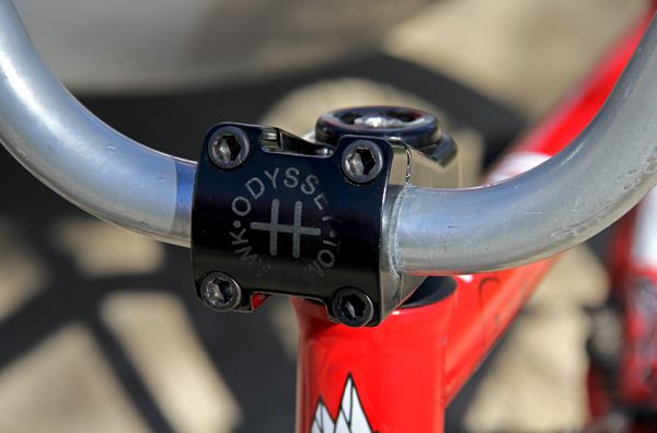 Review: Odyssey Tomahawk Stem